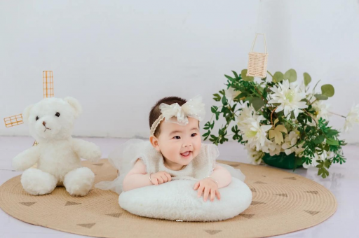日照四个月的孕妇肚子疼